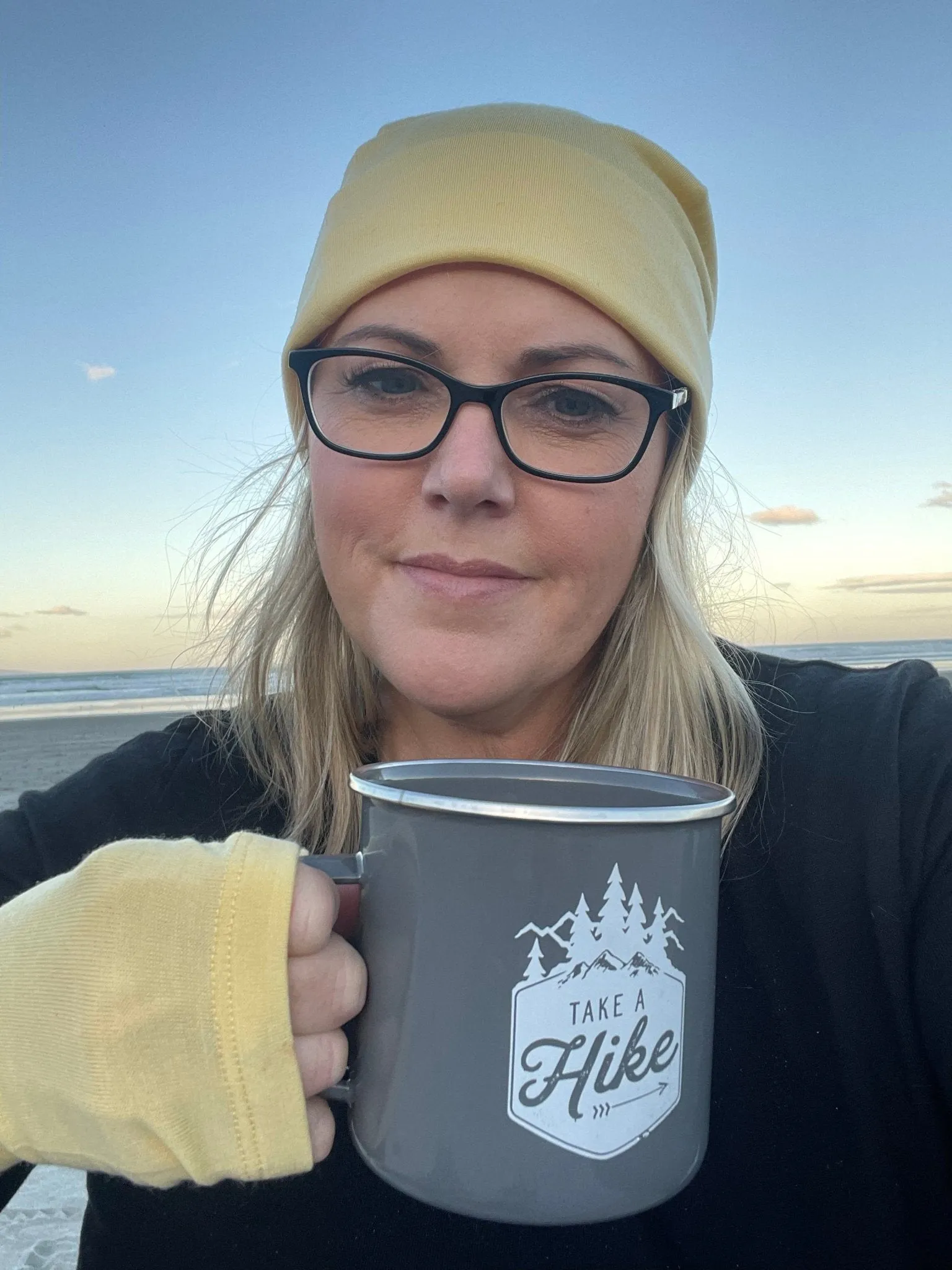 100% MERINO BEANIE CUFFED/SLOUCH BUTTERCUP