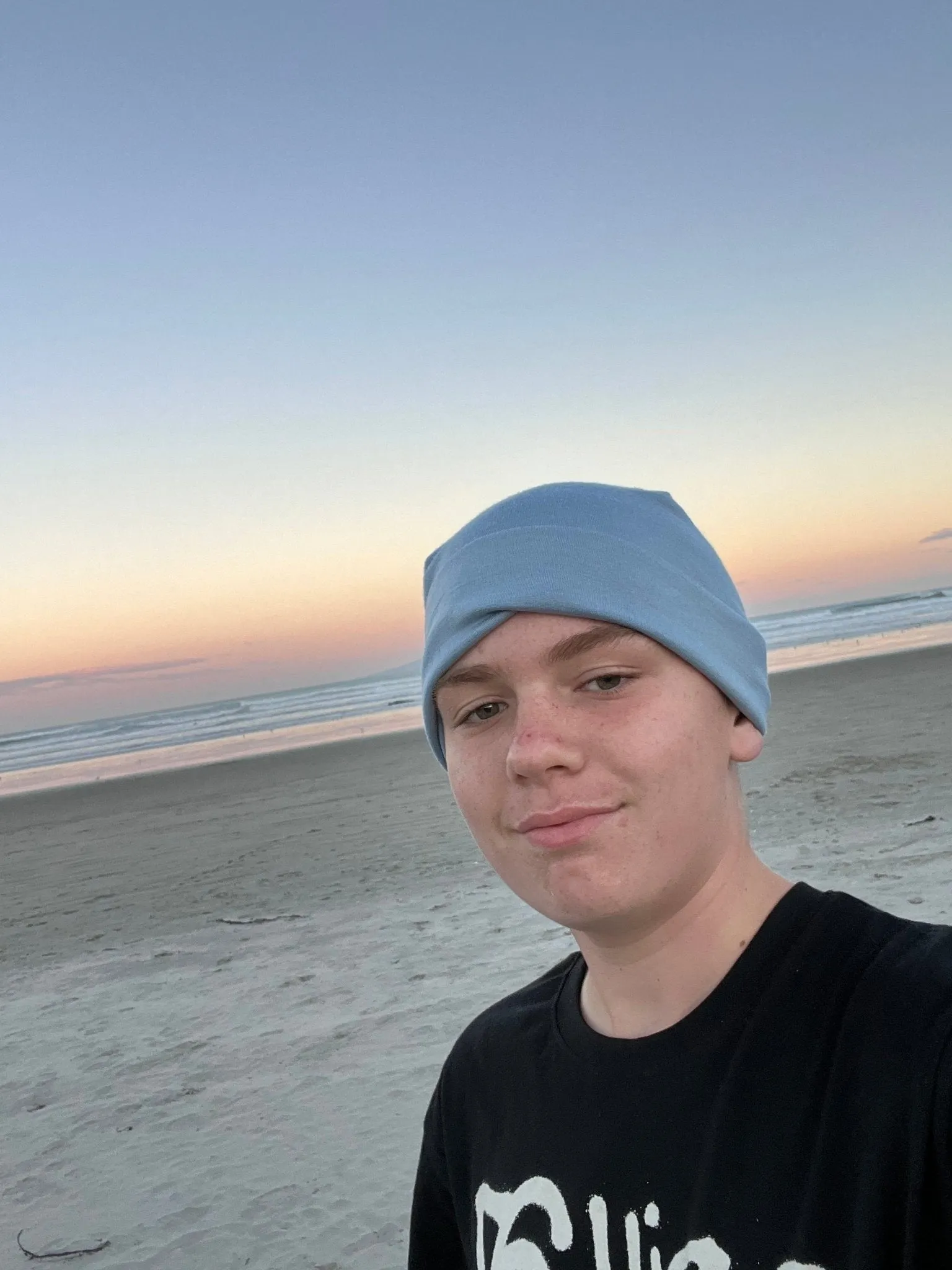 100% MERINO BEANIE CUFFED/SLOUCH DUSK BLUE