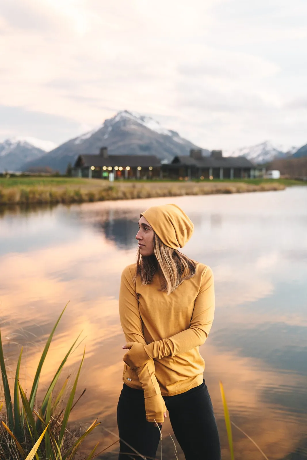 100% MERINO BEANIE UNISEX CUFFED/SLOUCH GOLD