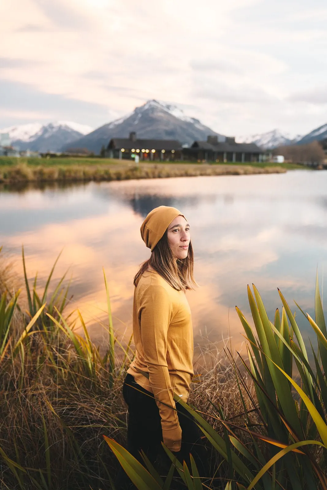 100% MERINO BEANIE UNISEX CUFFED/SLOUCH GOLD
