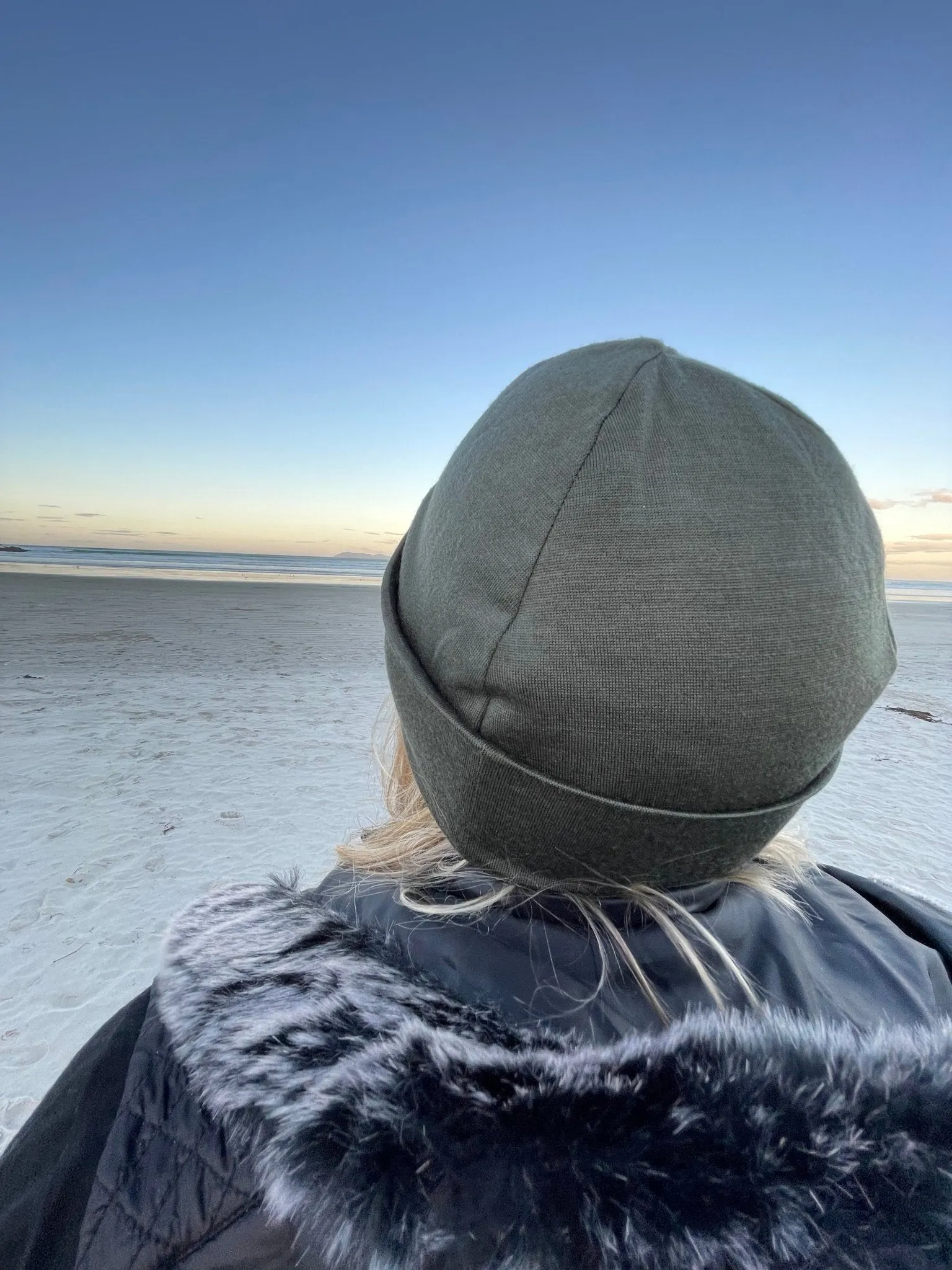100% MERINO BEANIE UNISEX CUFF/SLOUCH KHAKI