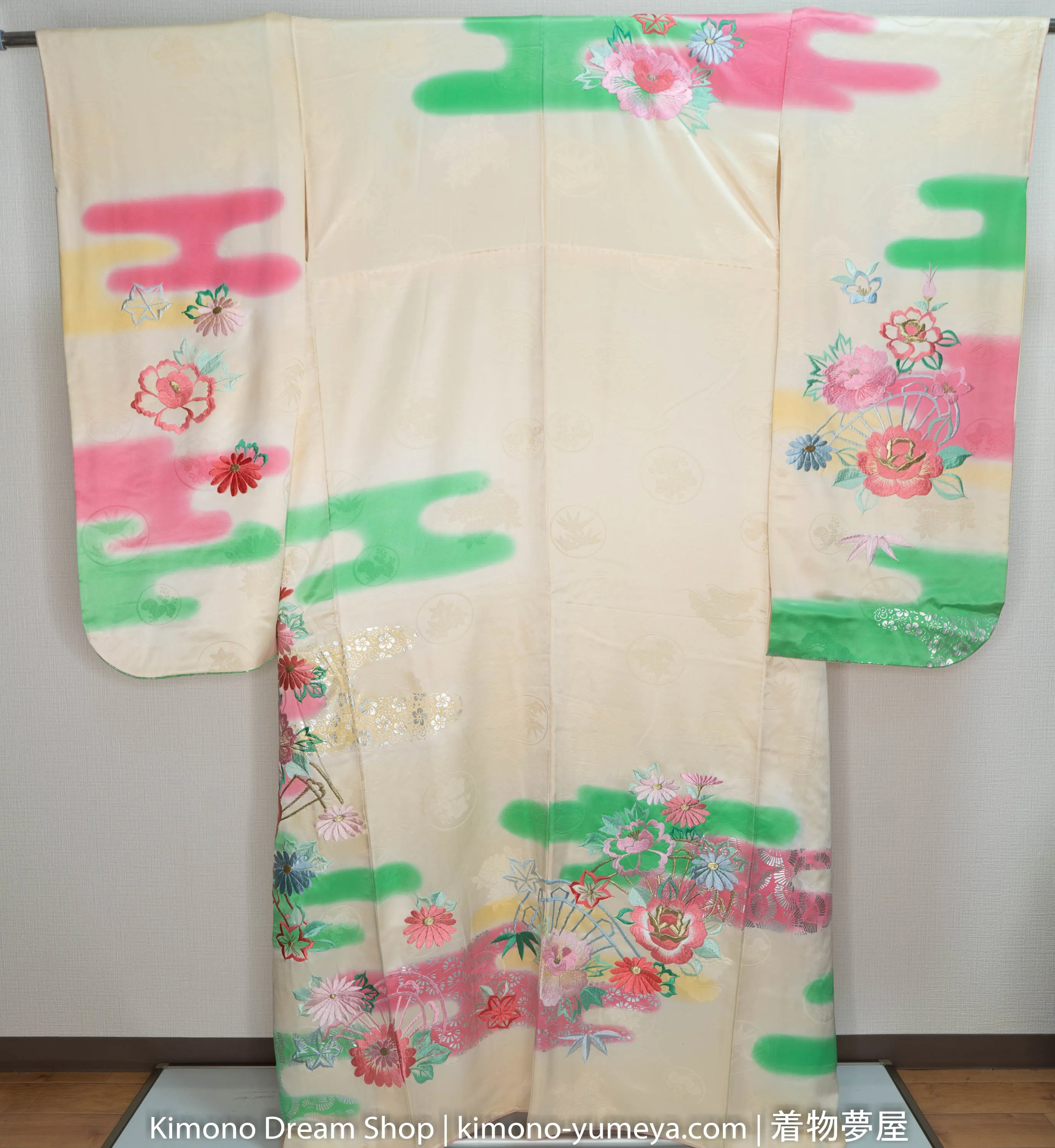 Retro 1980s Cloudy Embroidered Flowers Springtime Silk Furisode Vintage Kimono Green Beige Peonies