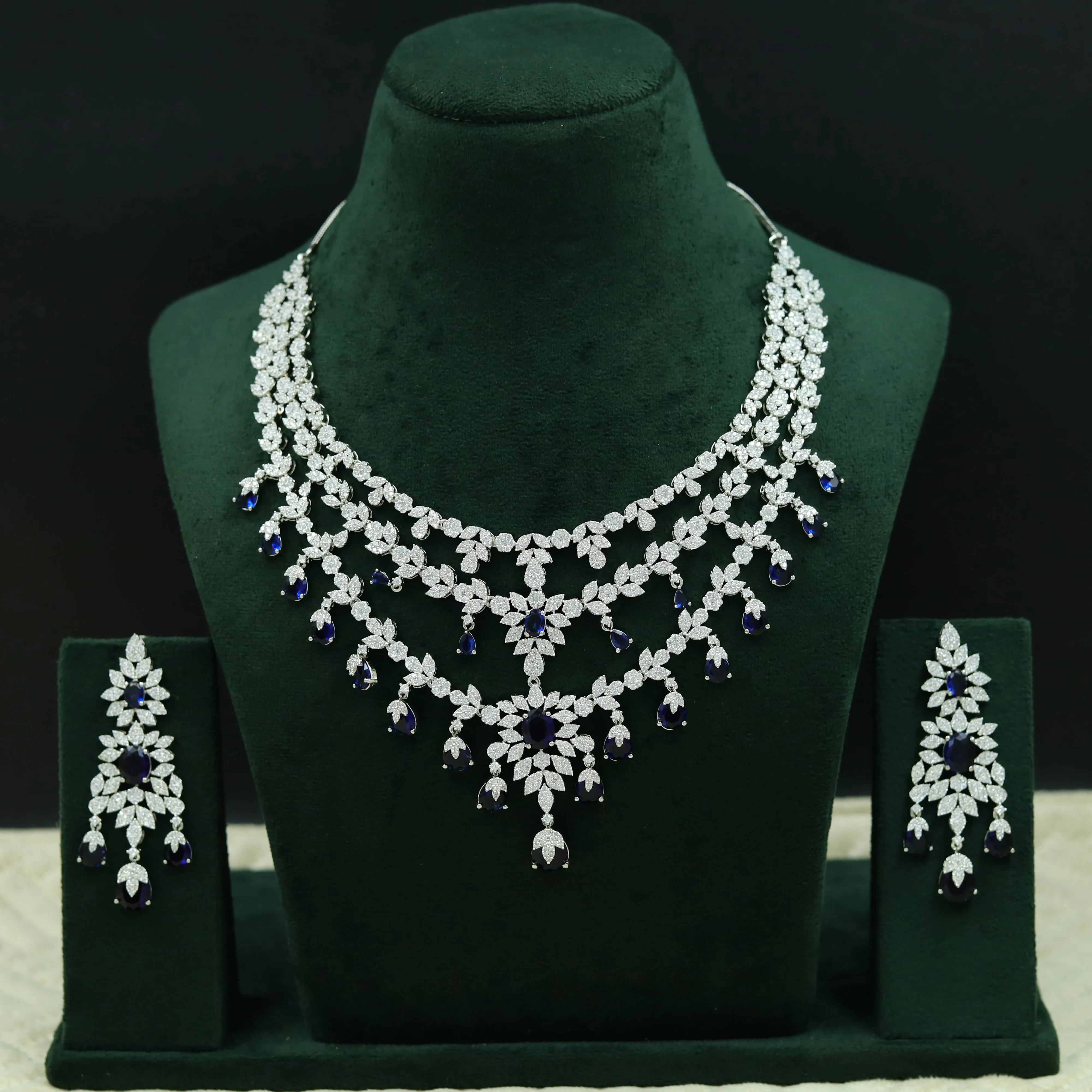 Round Neck Zircon/AD Necklace Set 12945-31