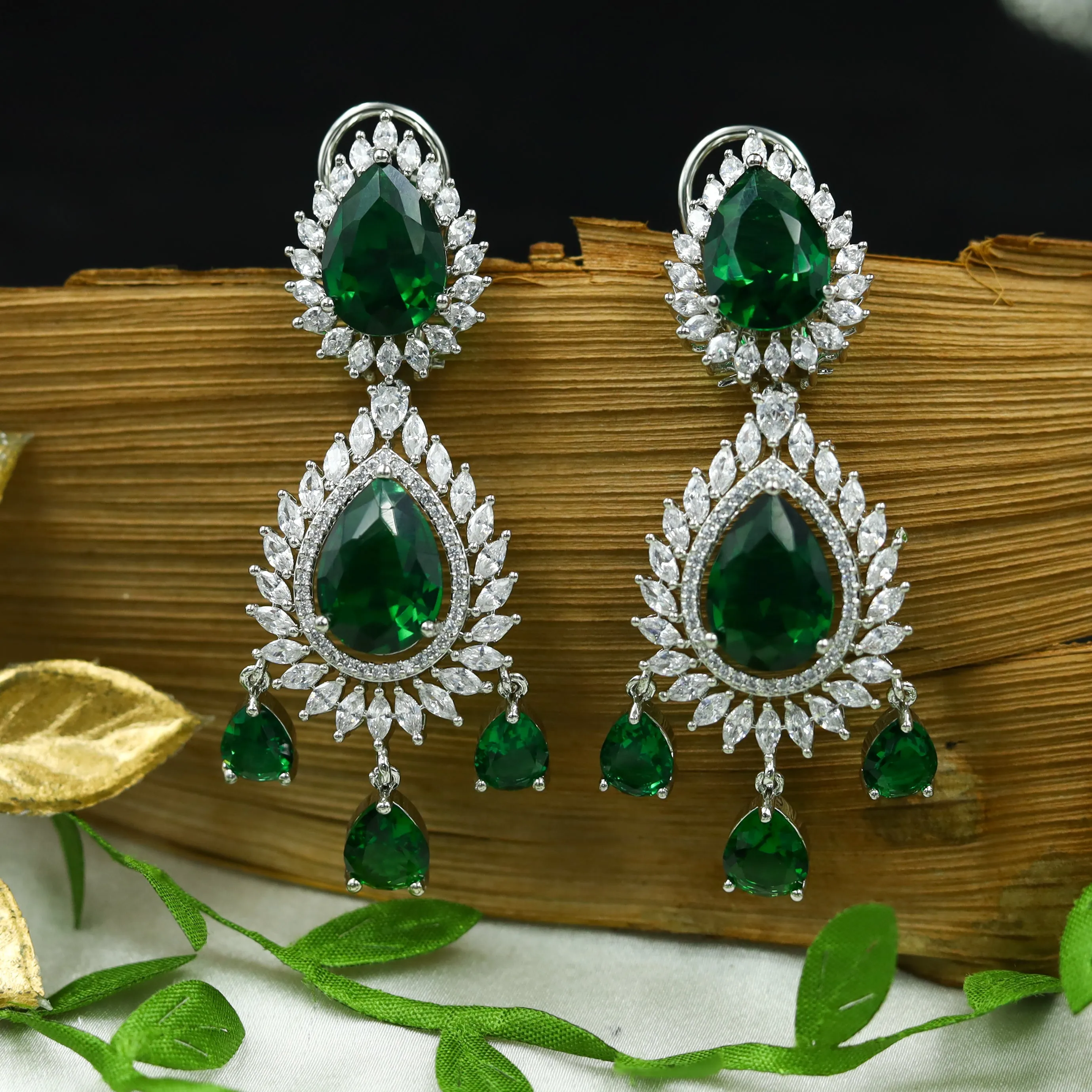Round Neck Zircon/AD Necklace Set 12975-34