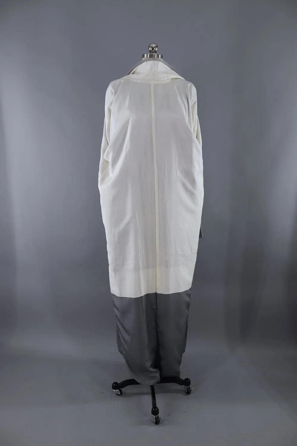 Vintage Silk Kimono Robe / Grey and White Ombre